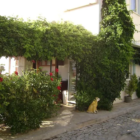 Adakale Konuk Evi Bozcaada