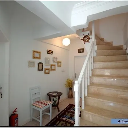 Adakale Konuk Evi Bozcaada